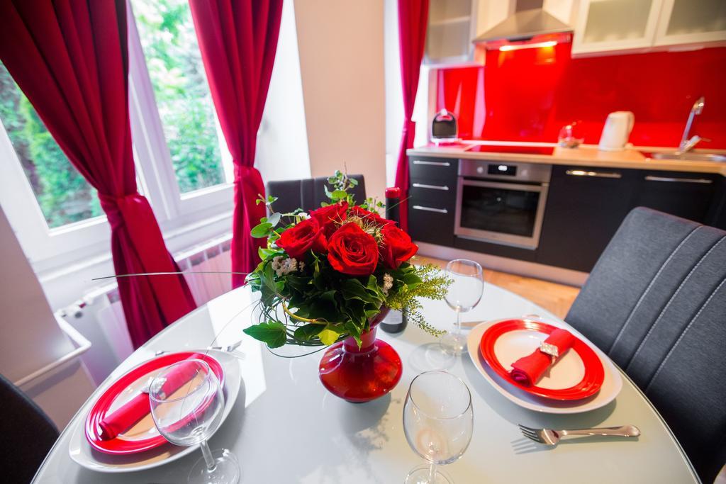 Visitzagreb Ruby Apartment ภายนอก รูปภาพ