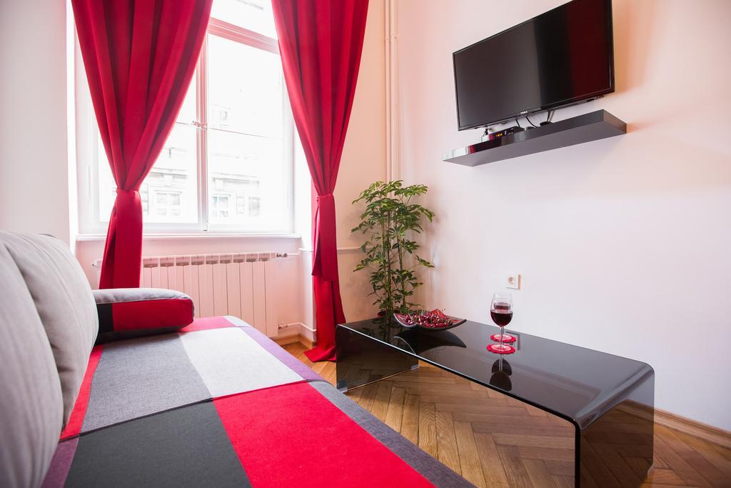 Visitzagreb Ruby Apartment ภายนอก รูปภาพ