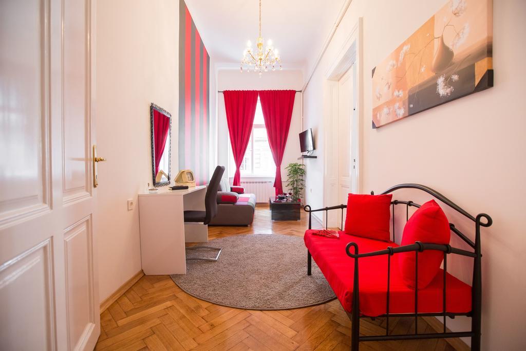 Visitzagreb Ruby Apartment ภายนอก รูปภาพ
