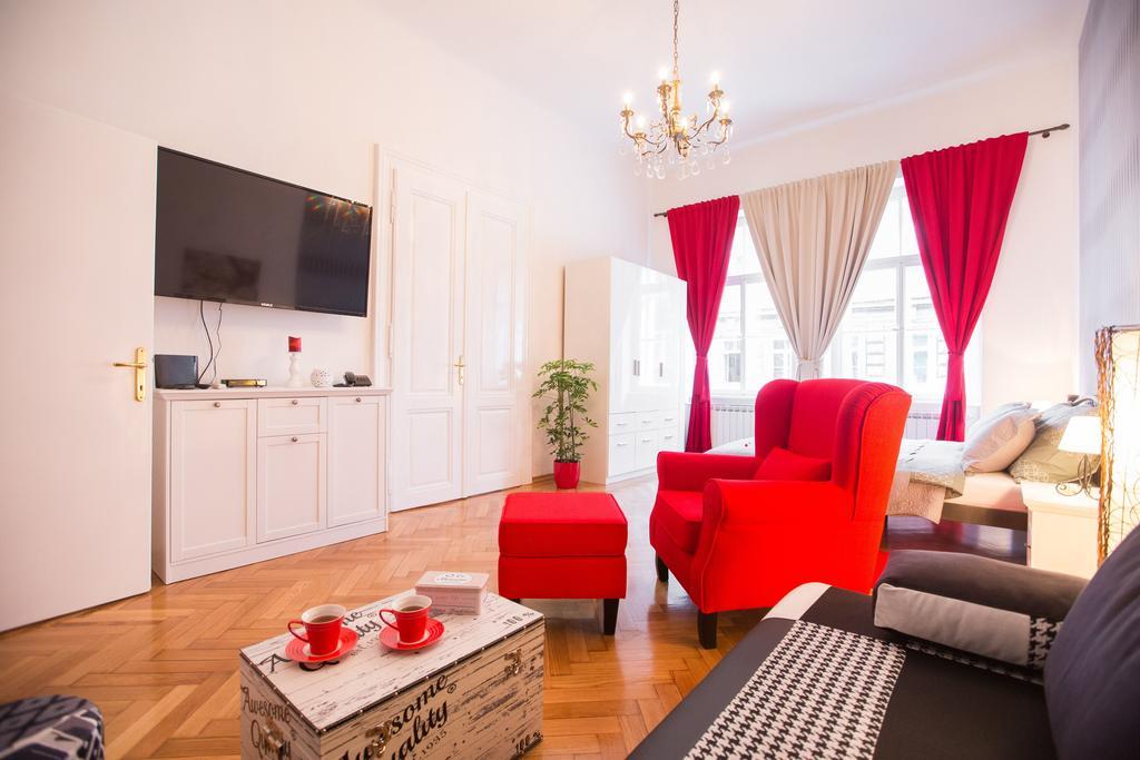 Visitzagreb Ruby Apartment ภายนอก รูปภาพ