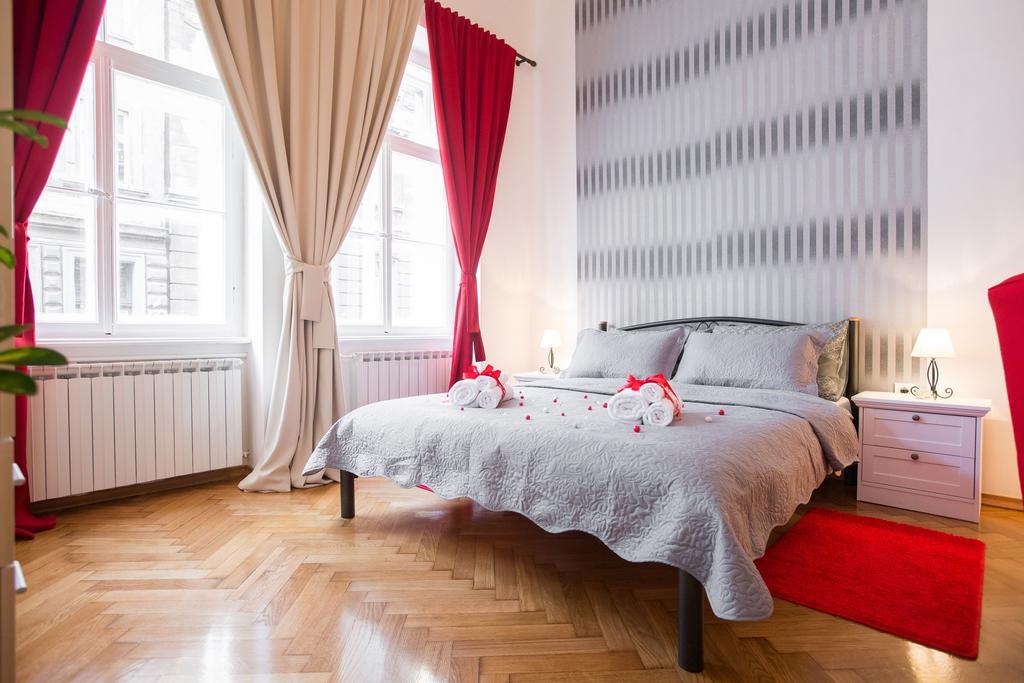 Visitzagreb Ruby Apartment ภายนอก รูปภาพ